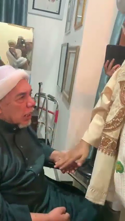 Habib Sholeh dan Habib Muhammad bin Ali Al Habsyi