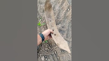 Damn John Deere chisel plow ￼