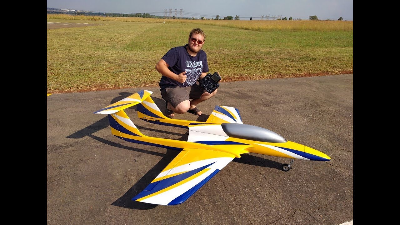 Maiden flight of a Xcalibur RC Jet,  flown by Stefan Stoltz at IRF (1080HD)