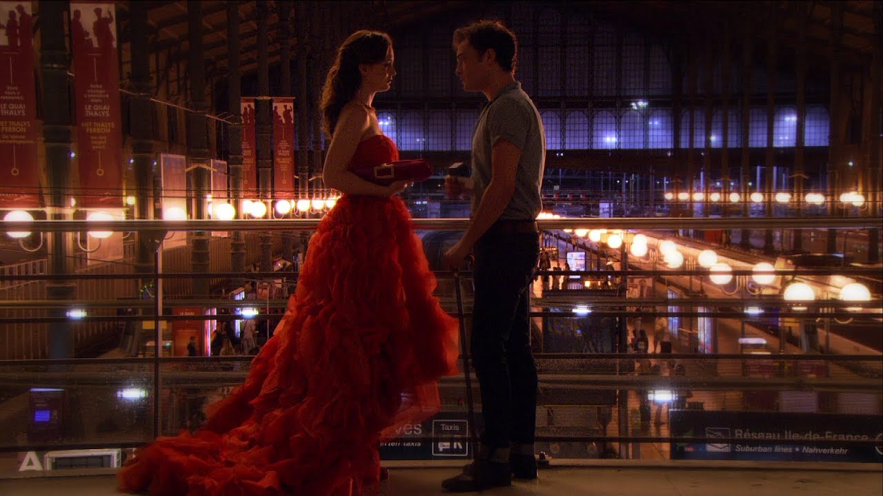 blair red dress paris episode