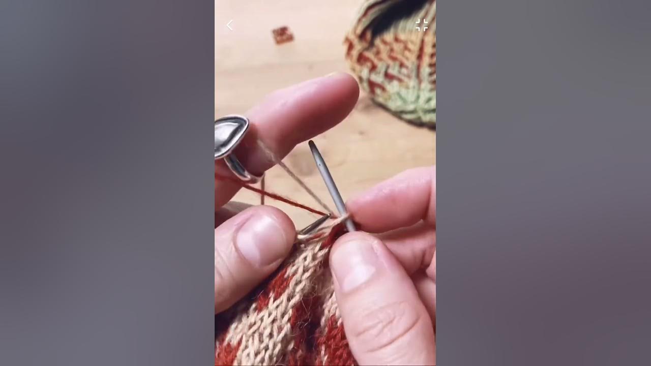 Catching floats in stranded knitting II YouTube