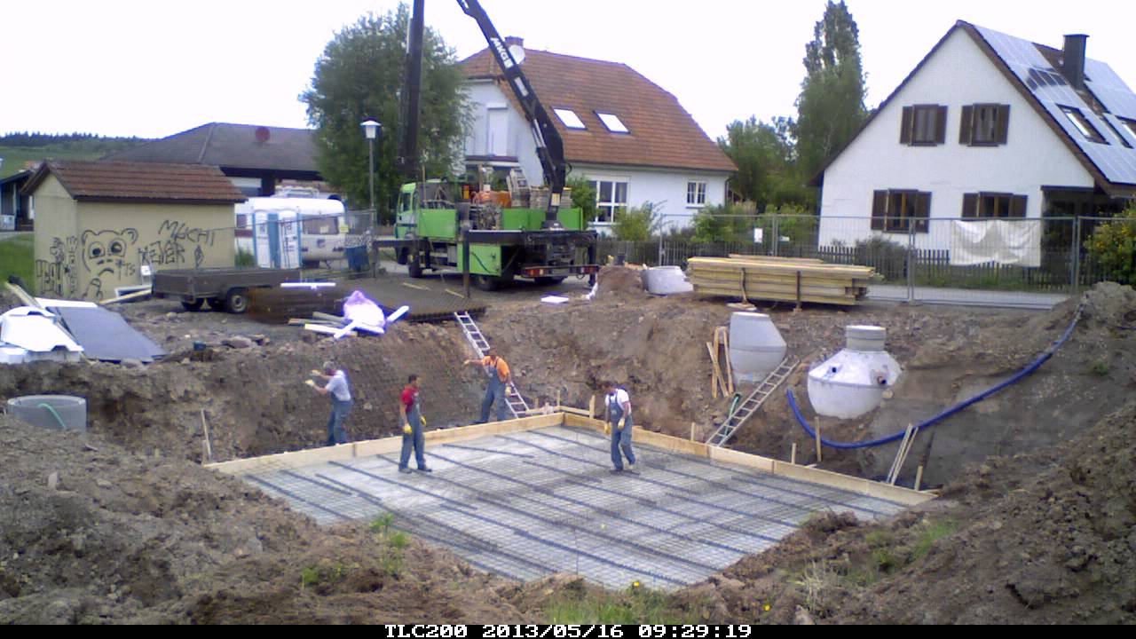 Keller Teil 1, Vorbereitungen für das Betonieren der Bodenplatte - YouTube