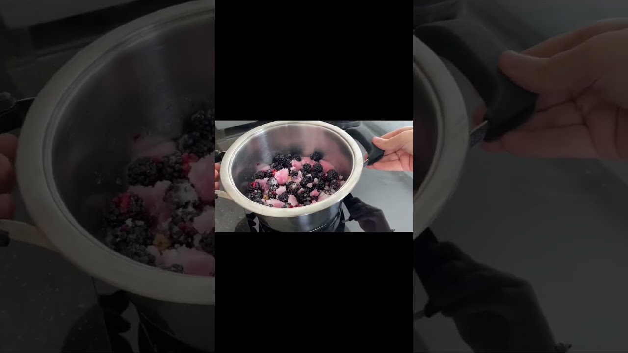 Böğürtlen reçeli tarifi sizlerle deneyeceklere şimdiden afiyet olsun
