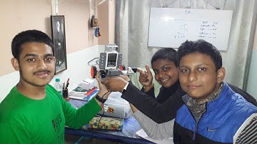 WALL FOLLOWING ROBOT