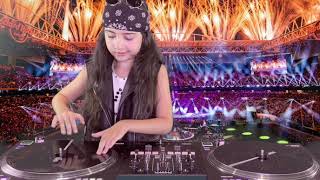 GUNS N'ROSES - SWEET CHILD O'MINE by 8 YEARS OLD DJ MICHELLE!