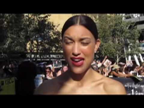 "Twilight Saga: Eclipse" Star Julia Jones At The R...