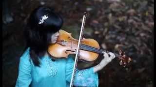 'Suara Takbir' violin cover by Nisa Addina