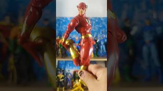 Flash Wally West de #mcfarlanetoys #flash #toycollector #dcstudios