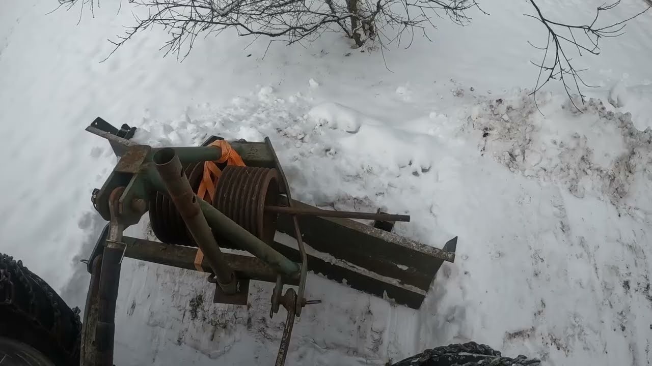 Snöplogning på Marieberg och spår efter vildsvin