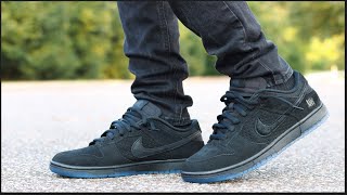 black nike dunk low