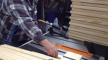 Assembling frames for wax foundation