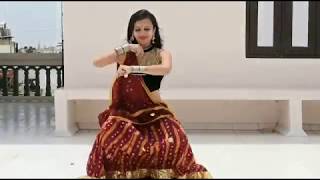 Обложка Nagada Sang Dance Video Featuring Khushbu Soni Raam Leela Movie Скачать Nagada Sang Dance Video Featuring Khushbu Soni Raam Leela Movie