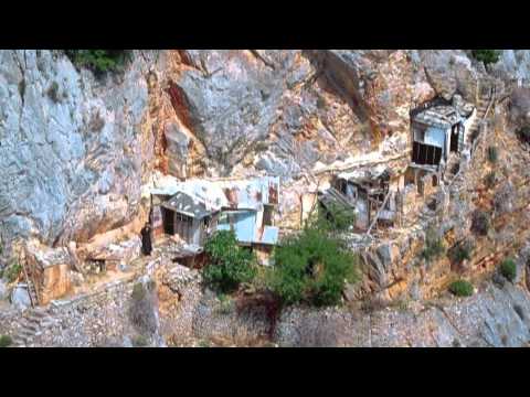 Η ΜΑΥΡΗ ΦΥΛΗ