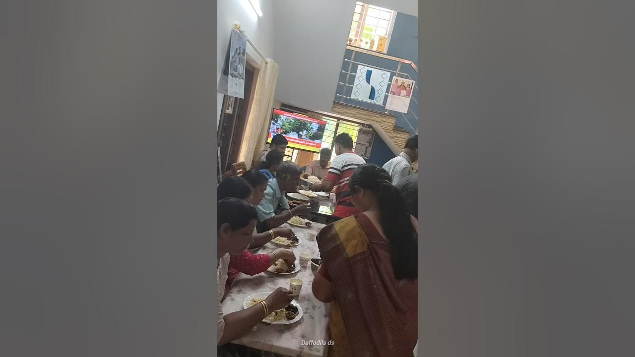 Onavillin thamburu meettum##ഓണവില്ലിൻ തംബുരുമീട്ടും വീടാണീവീട്#എന്നുമെന്നും പൂക്കണിവിടരും വീടാണീവീട് Onavillin thamburu meettum##ഓണവില്ലിൻ തംബുരുമീട്ടും വീടാണീവീട്#എന്നുമെന്നും പൂക്കണിവിടരും വീടാണീവീട്