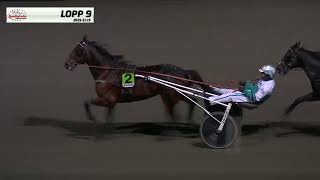 Vidéo de la course PMU EKEBY GARD - STL KLASS I (FORSOK 6 I MEETING 7 - FINAL SOLVALLA 26/12)