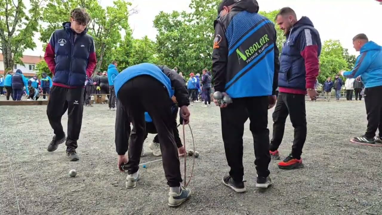 Miniature : 8eme de finale championnat region triplette masculin Mortagne sur sevre Vendee 2026