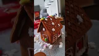 I thought the music went well w/my shaky hands 😂 Gingerbread 🏠 #christmas2023 #gingerbread #shorts