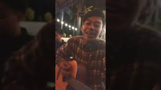Wanita Munafik Cover Akustik