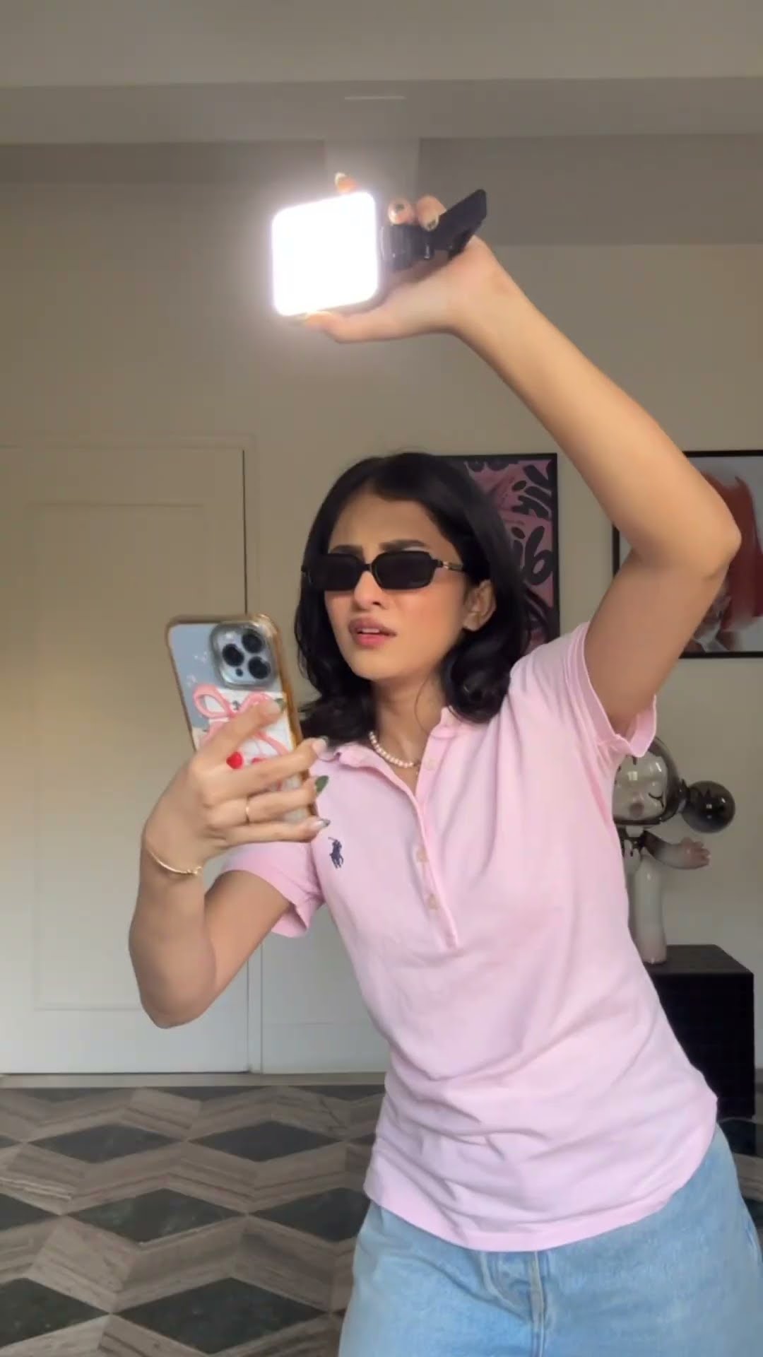 Cute poses for singles