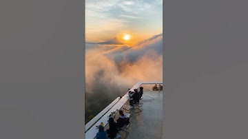 Rekomendasi resto view sunrise di magelang | Tumpeng Menoreh