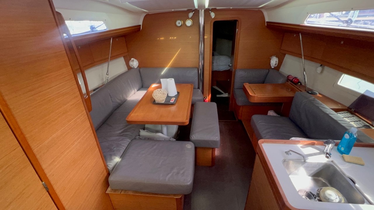 Dufour 412 INt Video