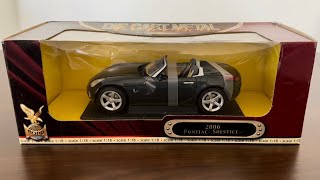 Yatming 2006 Pontiac Solstice Unboxing (Scale 1/18)
