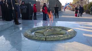 Возложение Цветов К Вечному Огню В День Героев Отечества. Оренбург