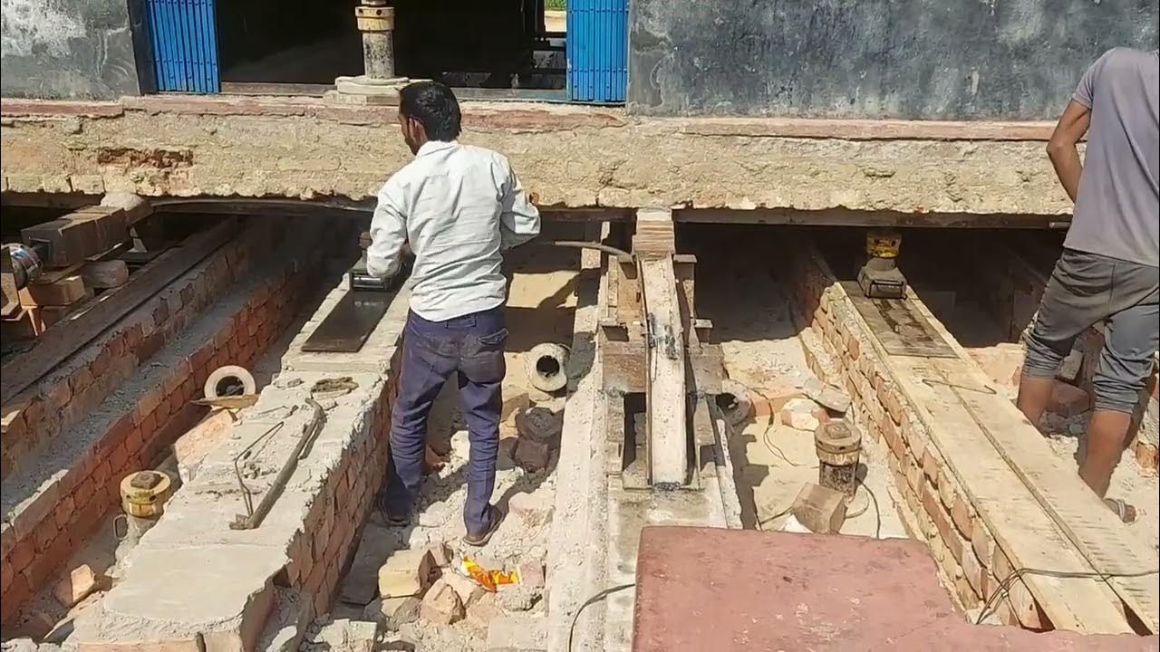 Unbelievable! Entire house is moving at Begampur West Bengal India 🇮🇳