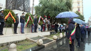 25 aprile a Napoli, l'urlo di piazza Carità: «Viva l'Italia antifascista»