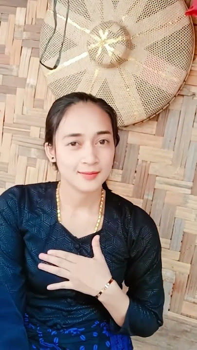 Syarti dan Teh Dewi Baduy kakak-beradik lagi Tiktokan