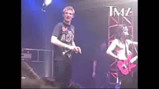 26 01 2009   TMZ  Nick Carter Birthday Party im KeyClub