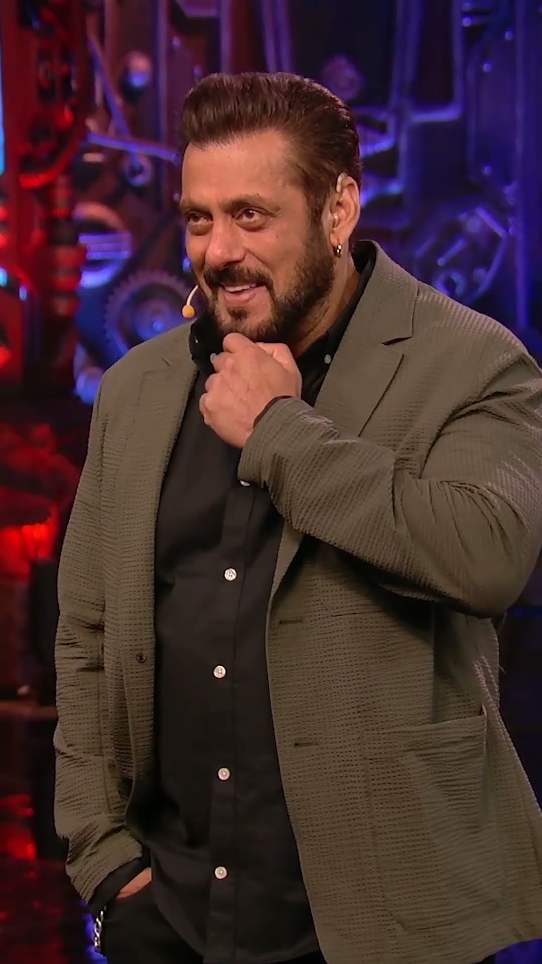 Shrutika की बात सुनके हसे Salman Khan | Bigg Boss 18