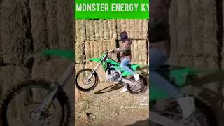 #dirtbike #kawasaki #wheelie #monster #energy #monsterenergy