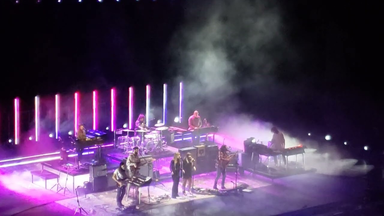 Watch The War on Drugs with Lucius "I Don't Live Here Anymore" 2/26/22 Los Angeles, California on YouTube Watch The War on Drugs with Lucius "I Don't Live Here Anymore" 2/26/22 Los Angeles, California on YouTube