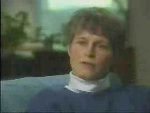 MTV Kurt Loder interviews ex-Scientologist Stacy B...