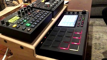 AKAI MPC Live, Elektron Digitakt, Analog Heat - Live Jam (short)