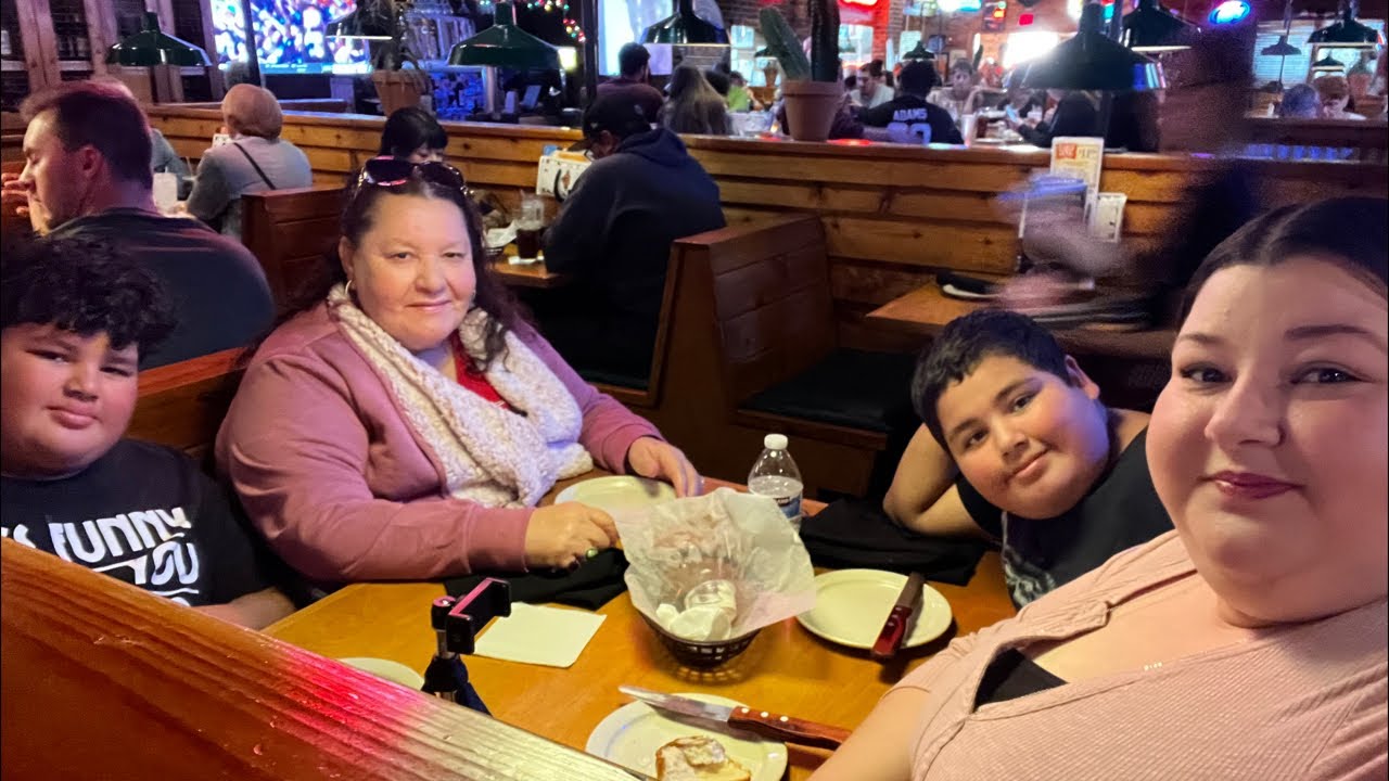 Texas Roadhouse Sponsored Dinner❤️EHail❤️