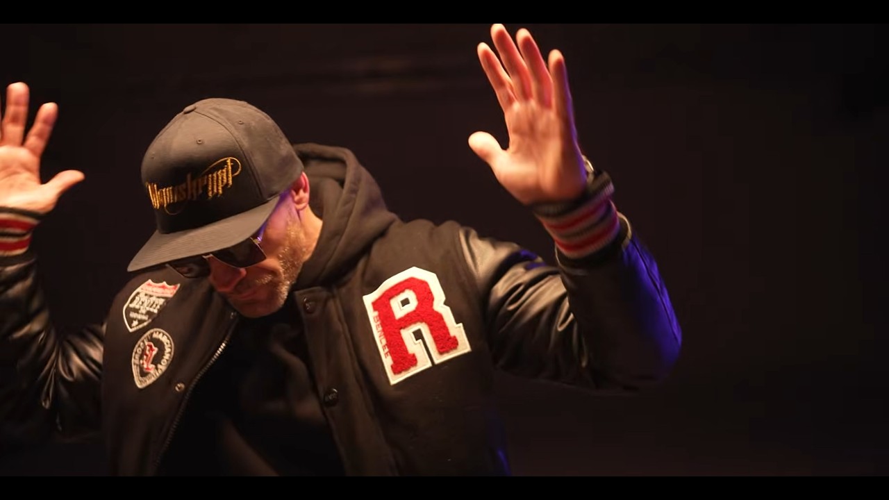 Watch Palma ft Kaczor, Vin Vinci, Kwiato - Szyderca (prod. Pisi) on YouTube Watch Palma ft Kaczor, Vin Vinci, Kwiato - Szyderca (prod. Pisi) on YouTube