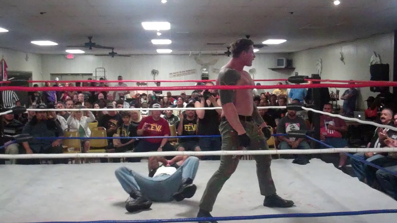 Creepy Samuel Shaw, Johnny Knockout at Brain Buster Pro/Full Throttle May 2017