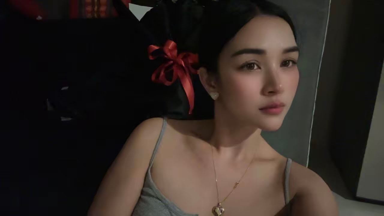 LIVE Street Café - Welcome Family 🤗 Ploysai Coffee Lady in Bangkok Thailand - Thai Street Food