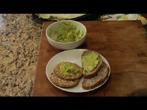 how-to-make-avocado-butter-:-avocados-&-snack-recipes