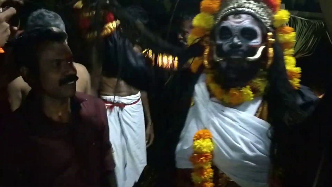 കോഴിക്കോട് ബേപ്പൂർ കക്കാടത്ത് ഭഗവതി ക്ഷേത്രത്തിലെ ഉത്സവം - 2 , തിറയാട്ടം Calicut Beypore Thirayattam