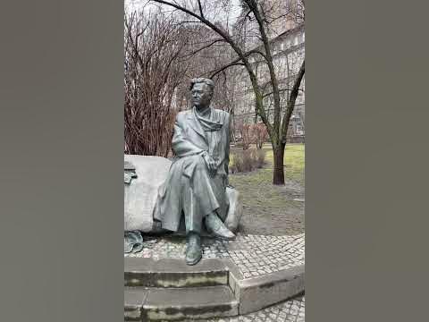Київ парк Олеся Гончара пам’ятник Олесь Гончара #київ #киев #kiev #kyiv ...