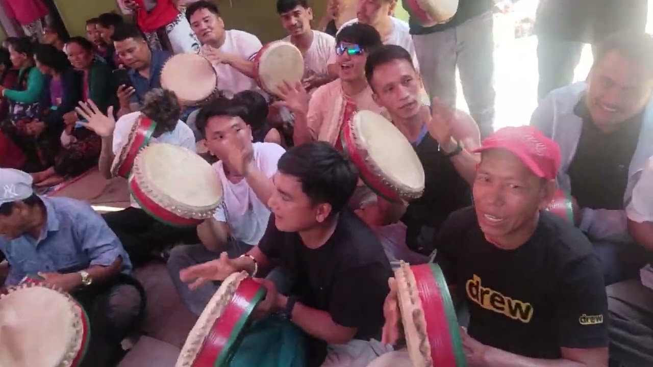 गोर्खा मनकामना सिलिङ्ग कोट गाउँ को सोल्टिहरु र तनहुँ लोप्राङ चिउरीबासको सोल्टिनि हरुको रमाइलो पल