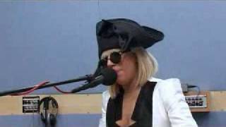 Lady gaga performing an acoustic version of poker face on capital
fm.lyrics:i wanna hold em' like they do in texas pleasefold let hit
me, raise it ba...