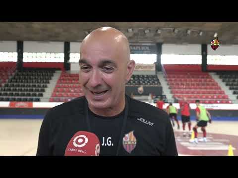 Jordi Garcia atèn els mitjans en l'inici de petemporada 22-23