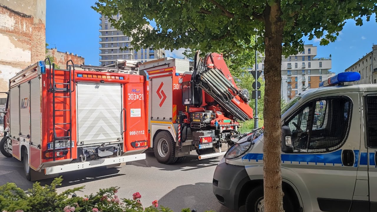 [HIT][RZADKOŚĆ]Zawalona kamienica Łódź wyjazd alarmowy JRG 3 Łódź praca służb dojazdy itd.