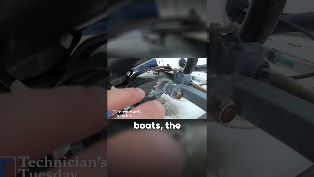 How to find your boat & outboard AGE! - YouTube