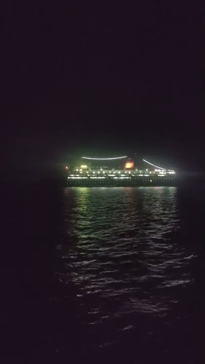 penampakan kapal km louser .pada saat malam hari .alur surabaya#shorts