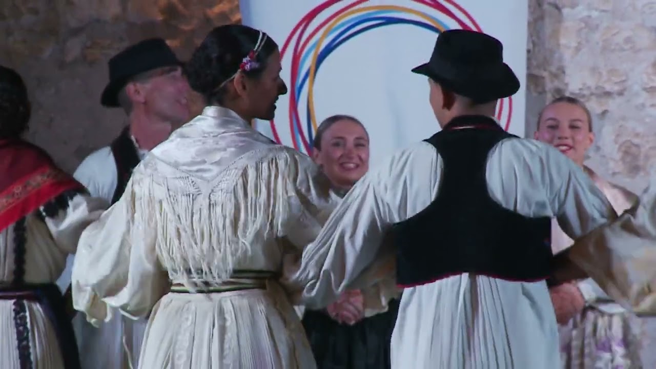 HKUD Željezničar, Osijek– Nisam dugo pjevala kroz selo